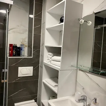 アパート Idea Lux E.s ノヴィ・パザル