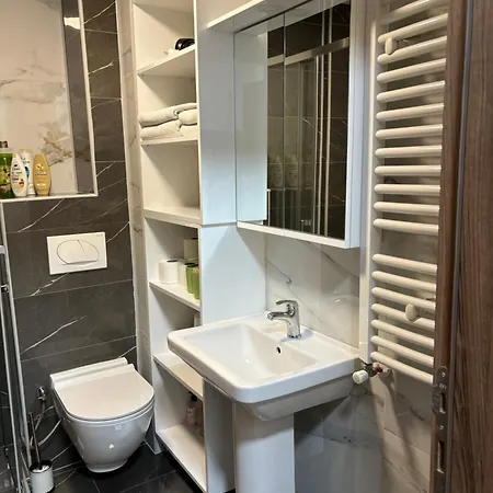 Idea Lux E.s 아파트