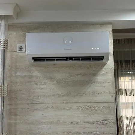 Idea Lux E.s アパート *